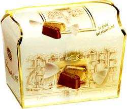 Конфеты покрытые молочным шоколадом с начинкой из лесных орехов Gianduiotto "Witor's", 200г